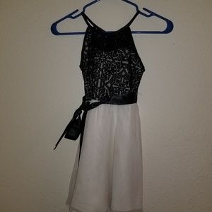 Girls dress size 8
